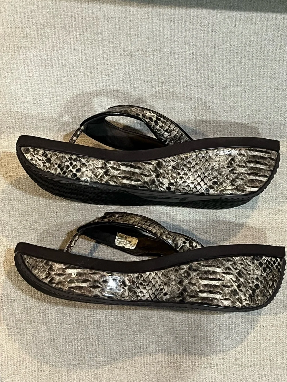 Volatile Snakeskin Print Sandals Size 9